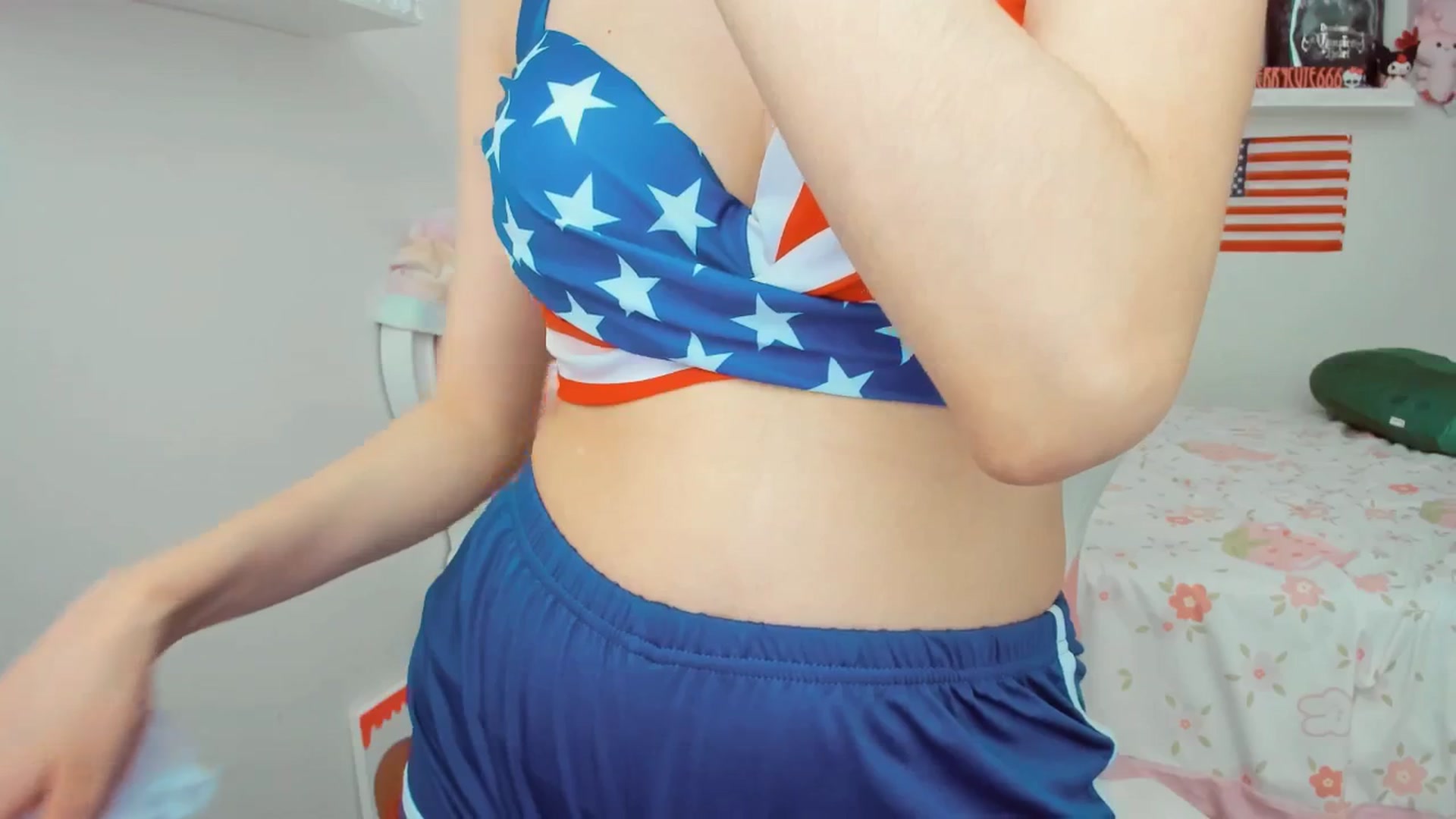 Gallery image thumbnail from Cherrycute666's myfreecams stream on, 07/05/2025, 24:20 image 19 of 20