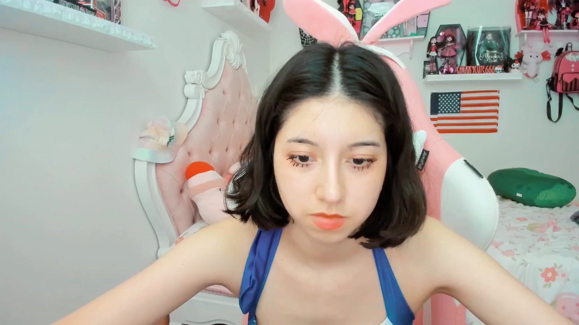 Gallery image thumbnail from Cherrycute666's myfreecams stream on, 07/05/2025, 24:20 image 3 of 20