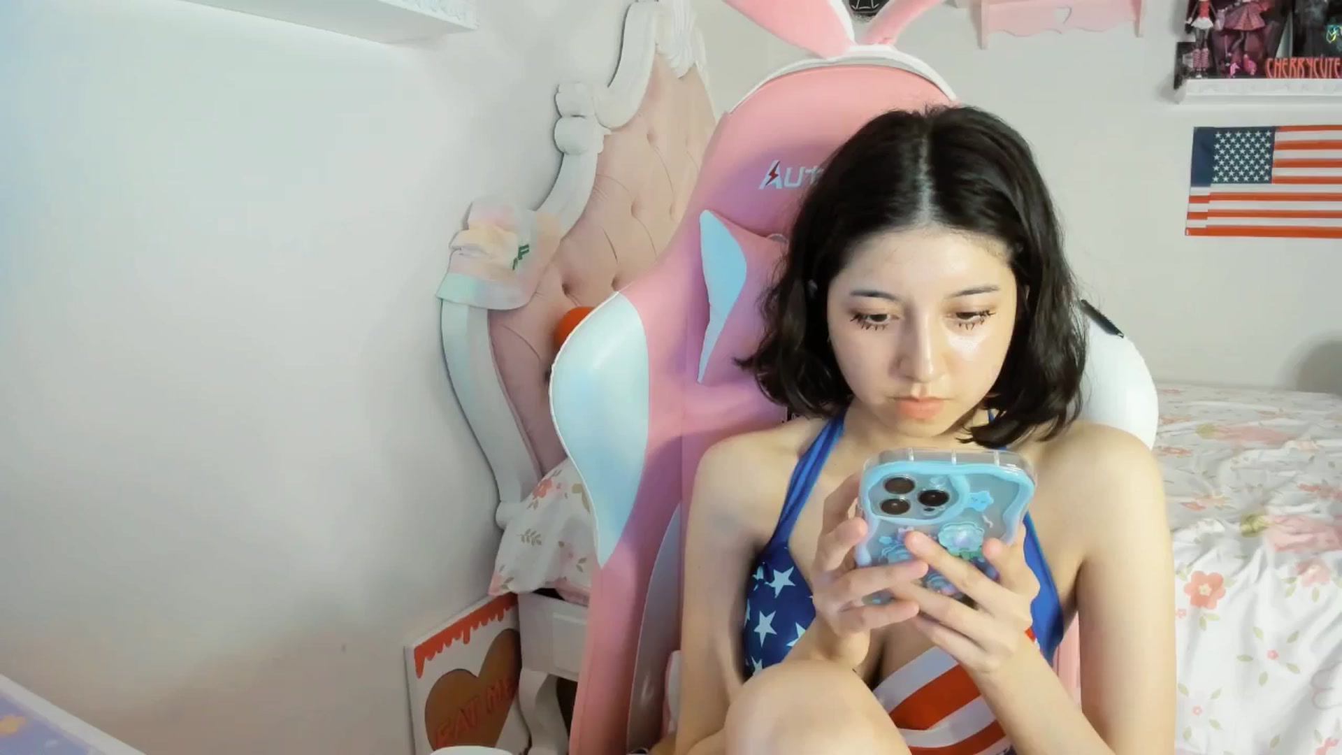Gallery image thumbnail from Cherrycute666's myfreecams stream on, 07/05/2025, 01:45 image 10 of 20