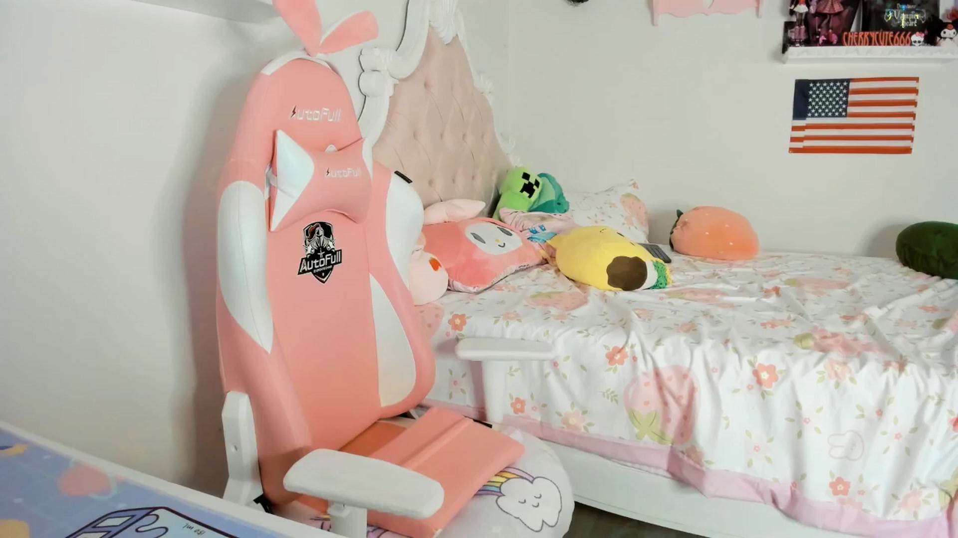 Gallery image thumbnail from Cherrycute666's myfreecams stream on, 07/05/2025, 04:18 image 8 of 20
