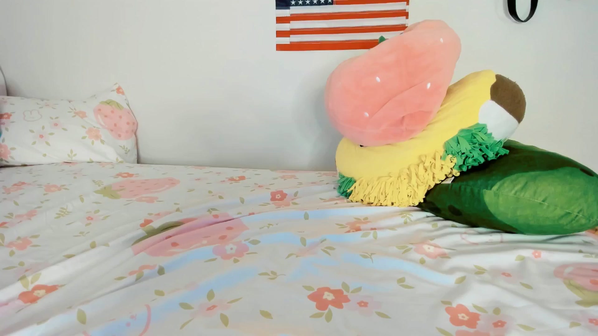 Gallery image thumbnail from Cherrycute666's myfreecams stream on, 07/05/2025, 04:18 image 19 of 20