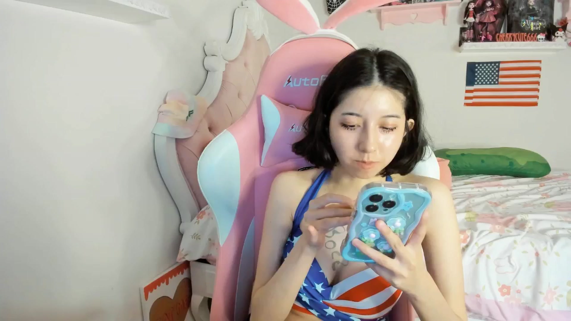 Gallery image thumbnail from Cherrycute666's myfreecams stream on, 07/05/2025, 08:39 image 2 of 20