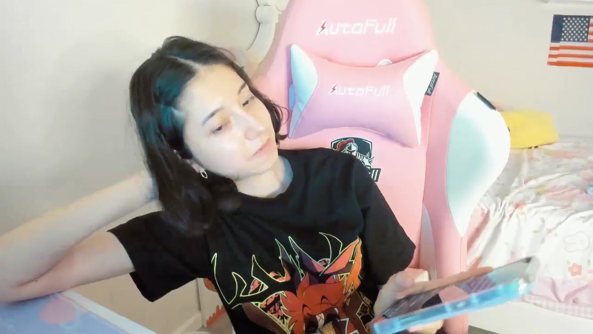 Gallery image thumbnail from Cherrycute666's myfreecams stream on, 07/06/2025, 09:42 image 9 of 20
