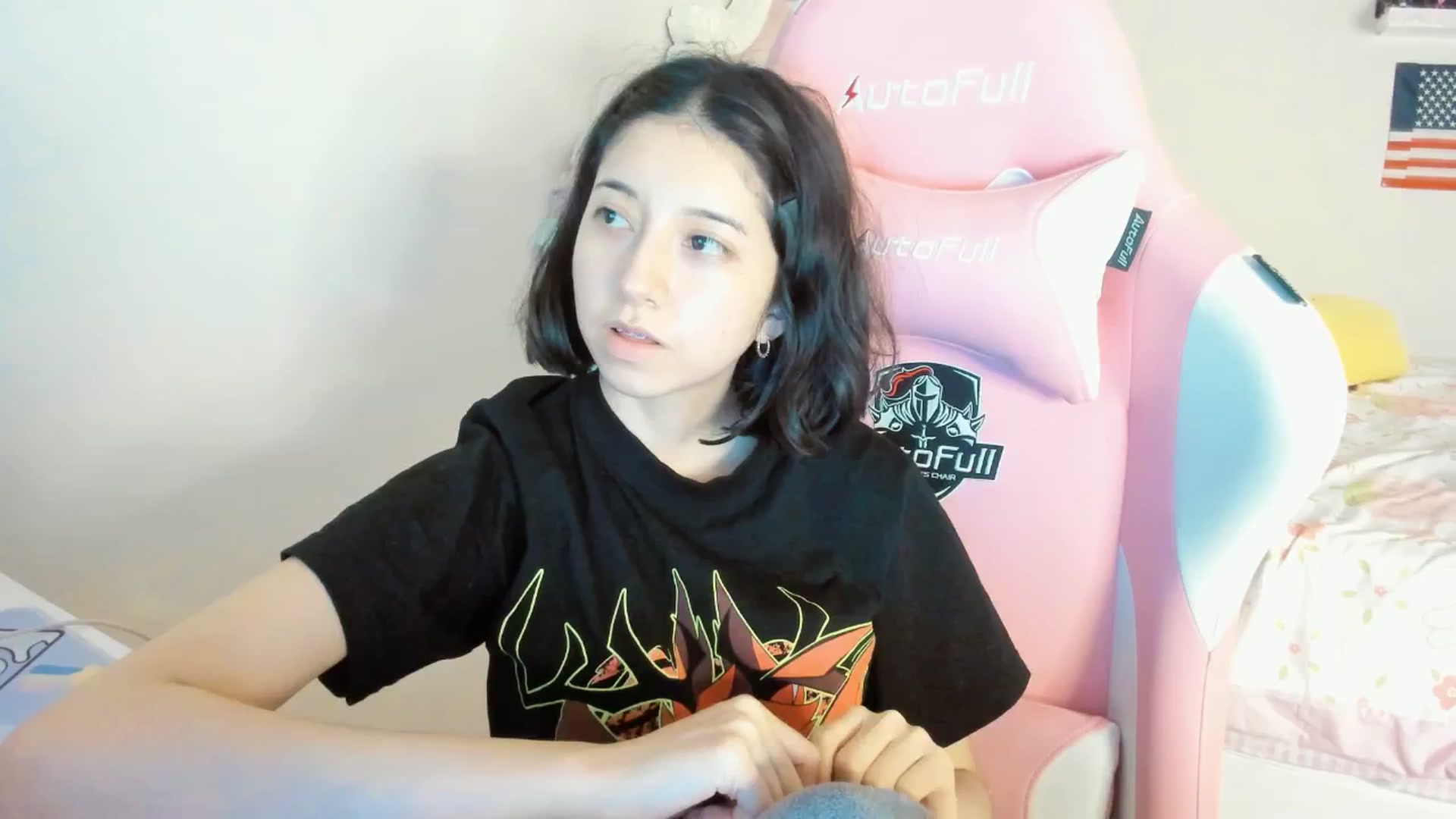 Gallery image thumbnail from Cherrycute666's myfreecams stream on, 07/06/2025, 09:42 image 13 of 20