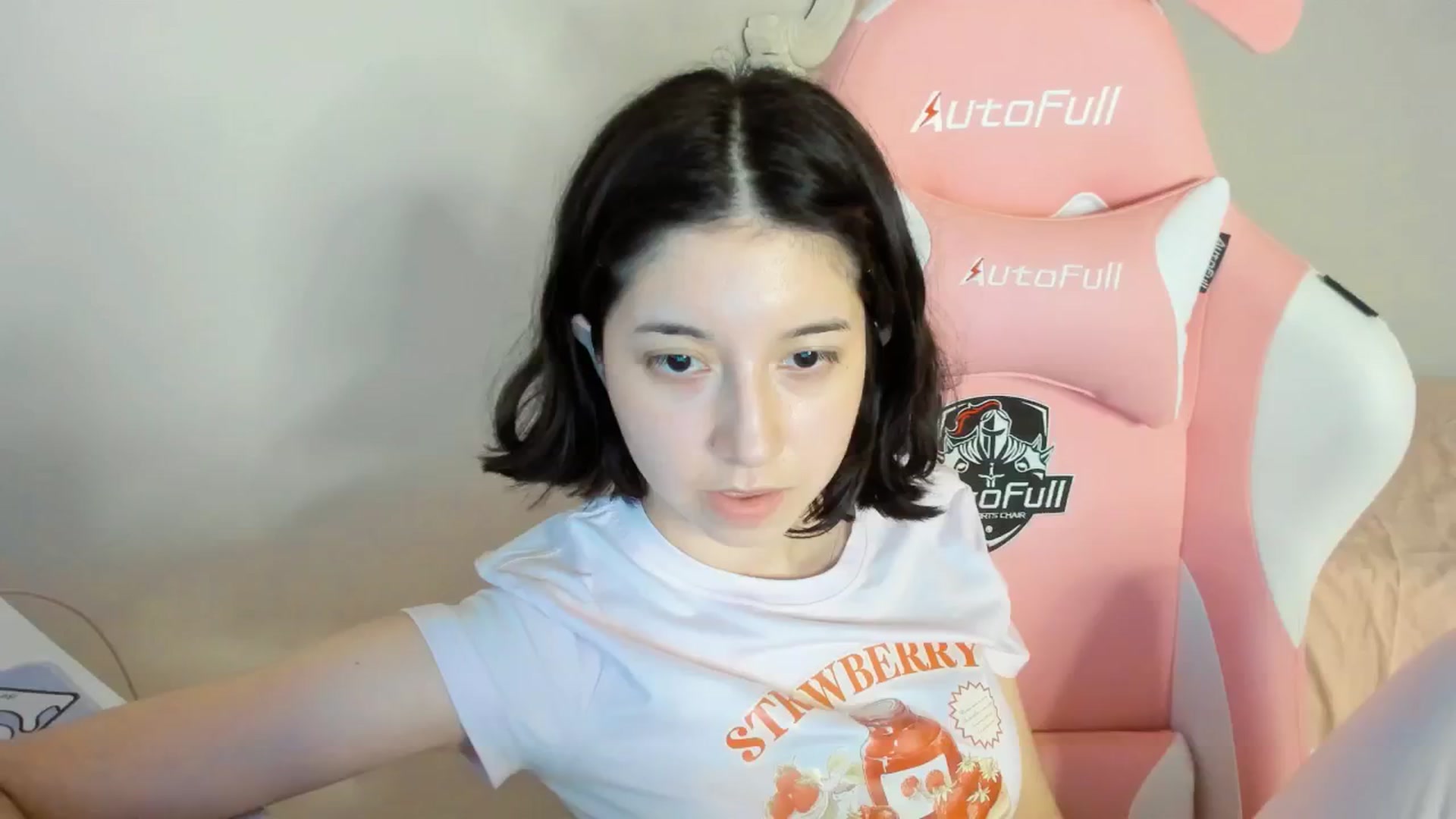 Gallery image thumbnail from Cherrycute666's myfreecams stream on, 07/11/2025, 03:49 image 6 of 20