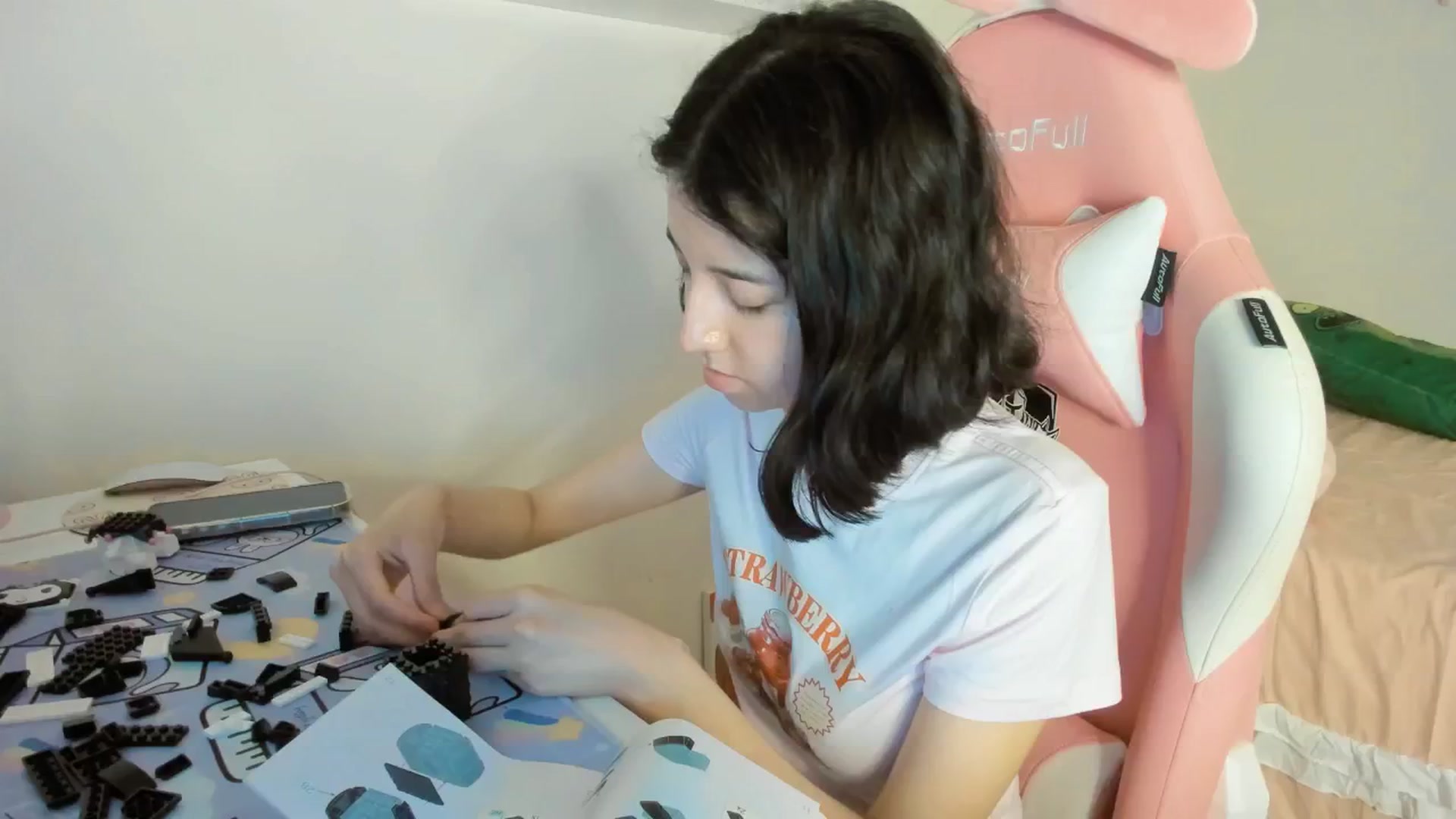 Gallery image thumbnail from Cherrycute666's myfreecams stream on, 07/11/2025, 03:49 image 13 of 20