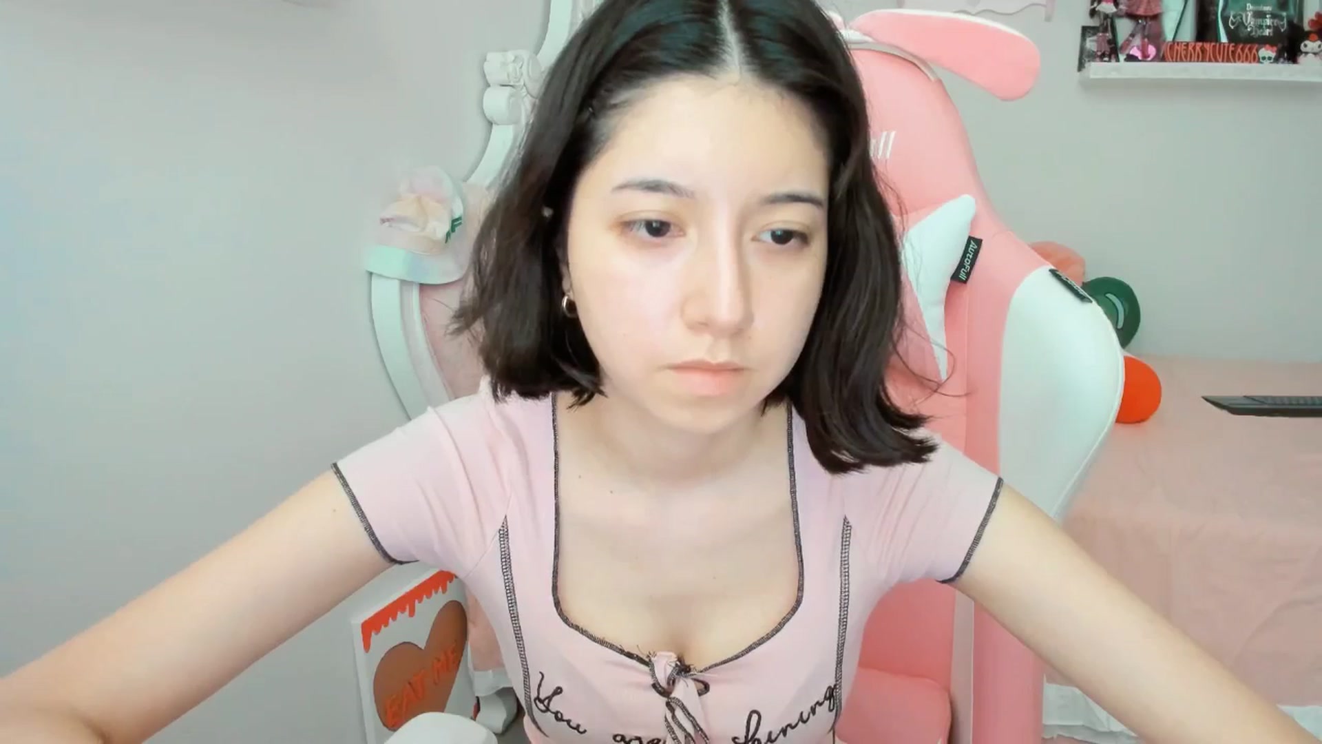Gallery image thumbnail from Cherrycute666's myfreecams stream on, 07/11/2025, 23:15 image 12 of 20