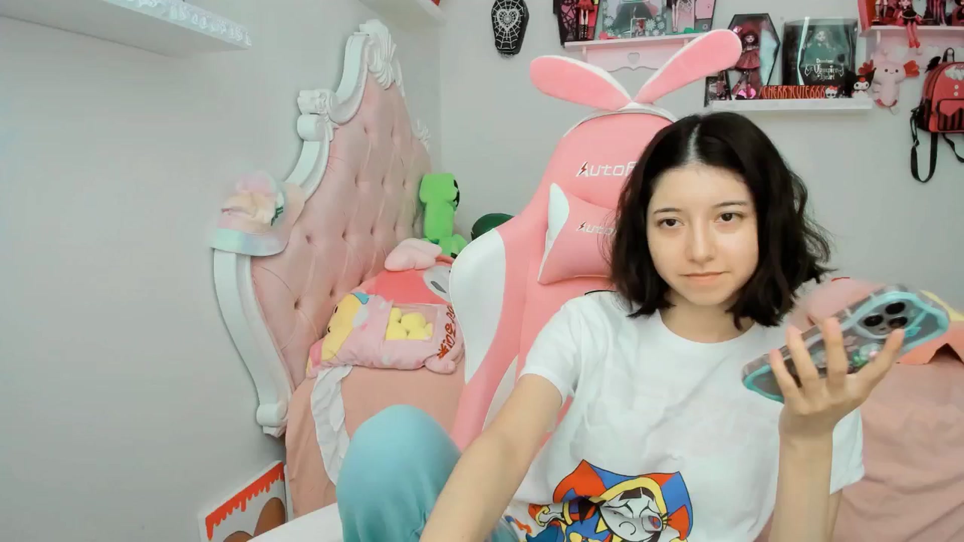 Gallery image thumbnail from Cherrycute666's myfreecams stream on, 07/12/2025, 20:59 image 11 of 20