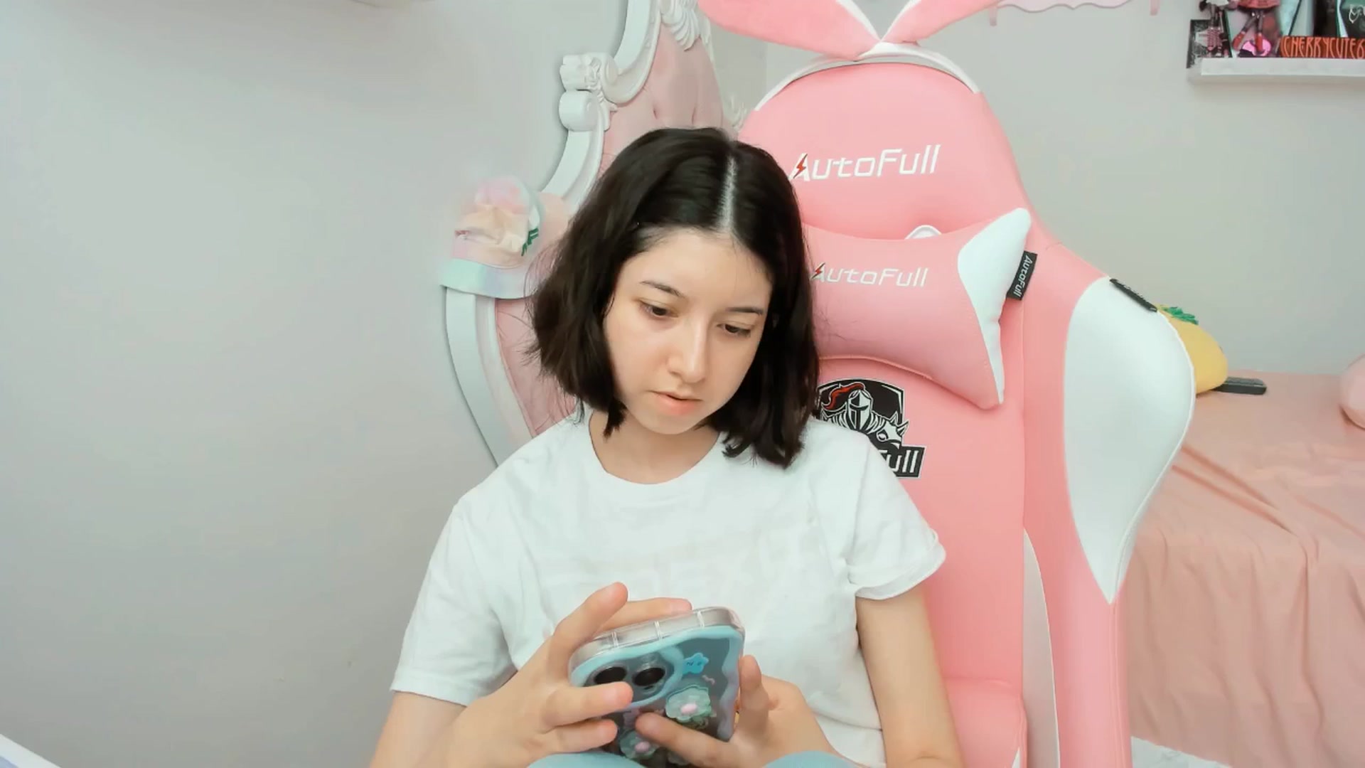 Gallery image thumbnail from Cherrycute666's myfreecams stream on, 07/12/2025, 20:59 image 20 of 20