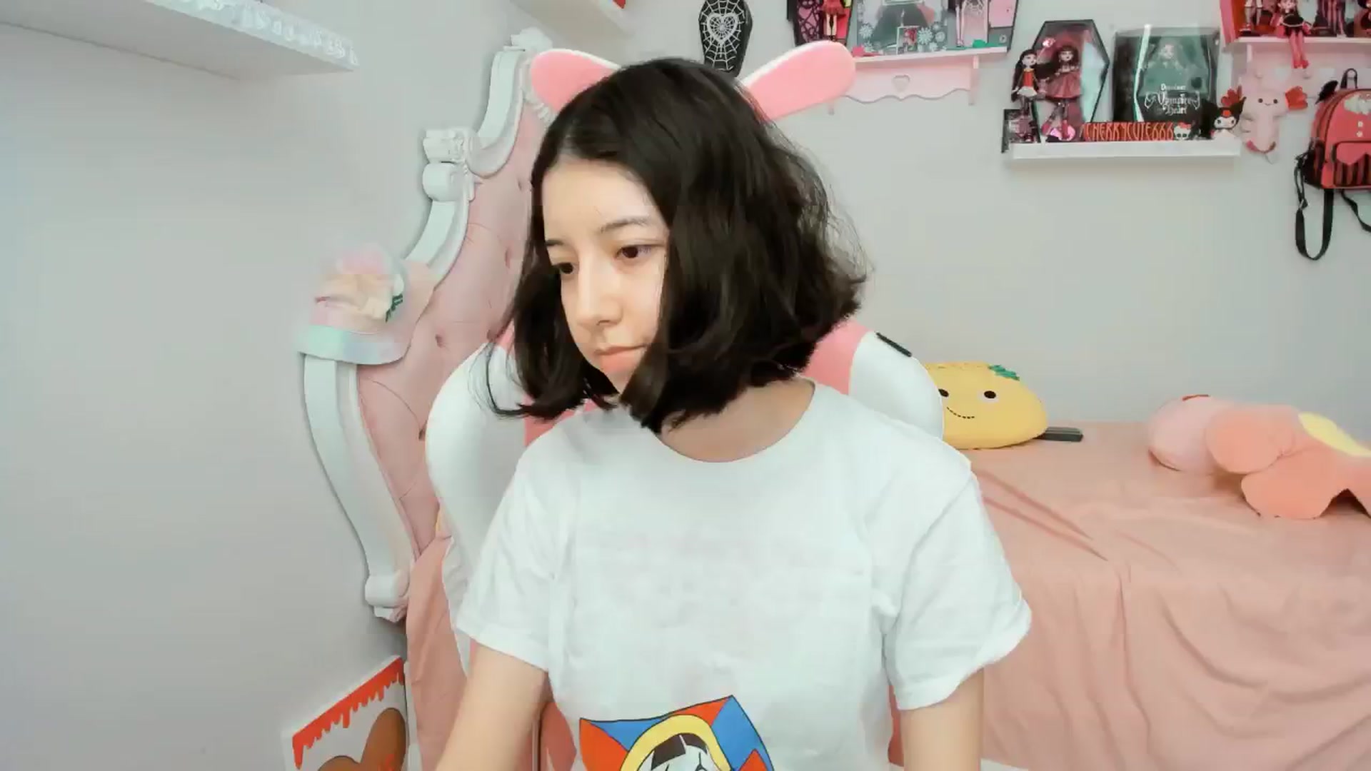 Gallery image thumbnail from Cherrycute666's myfreecams stream on, 07/12/2025, 20:59 image 7 of 20
