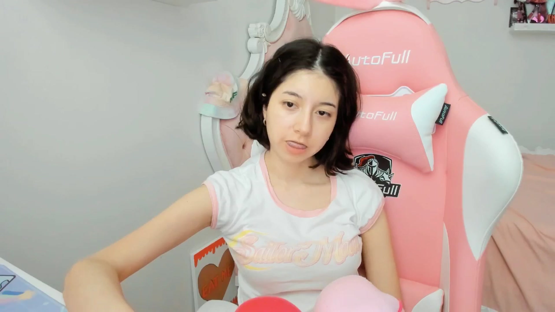 Gallery image thumbnail from Cherrycute666's myfreecams stream on, 07/13/2025, 22:59 image 3 of 20