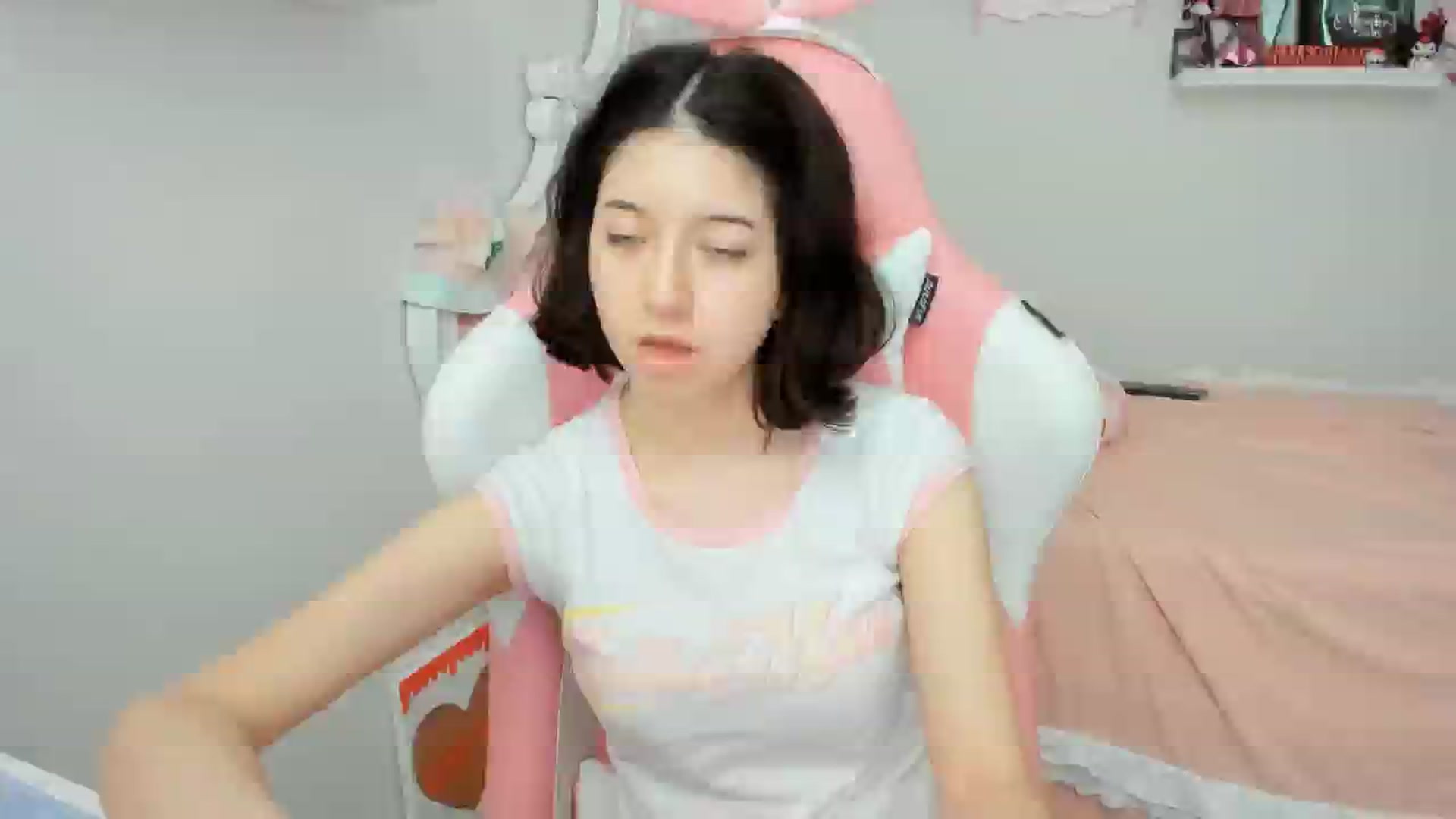 Gallery image thumbnail from Cherrycute666's myfreecams stream on, 07/13/2025, 22:59 image 7 of 20