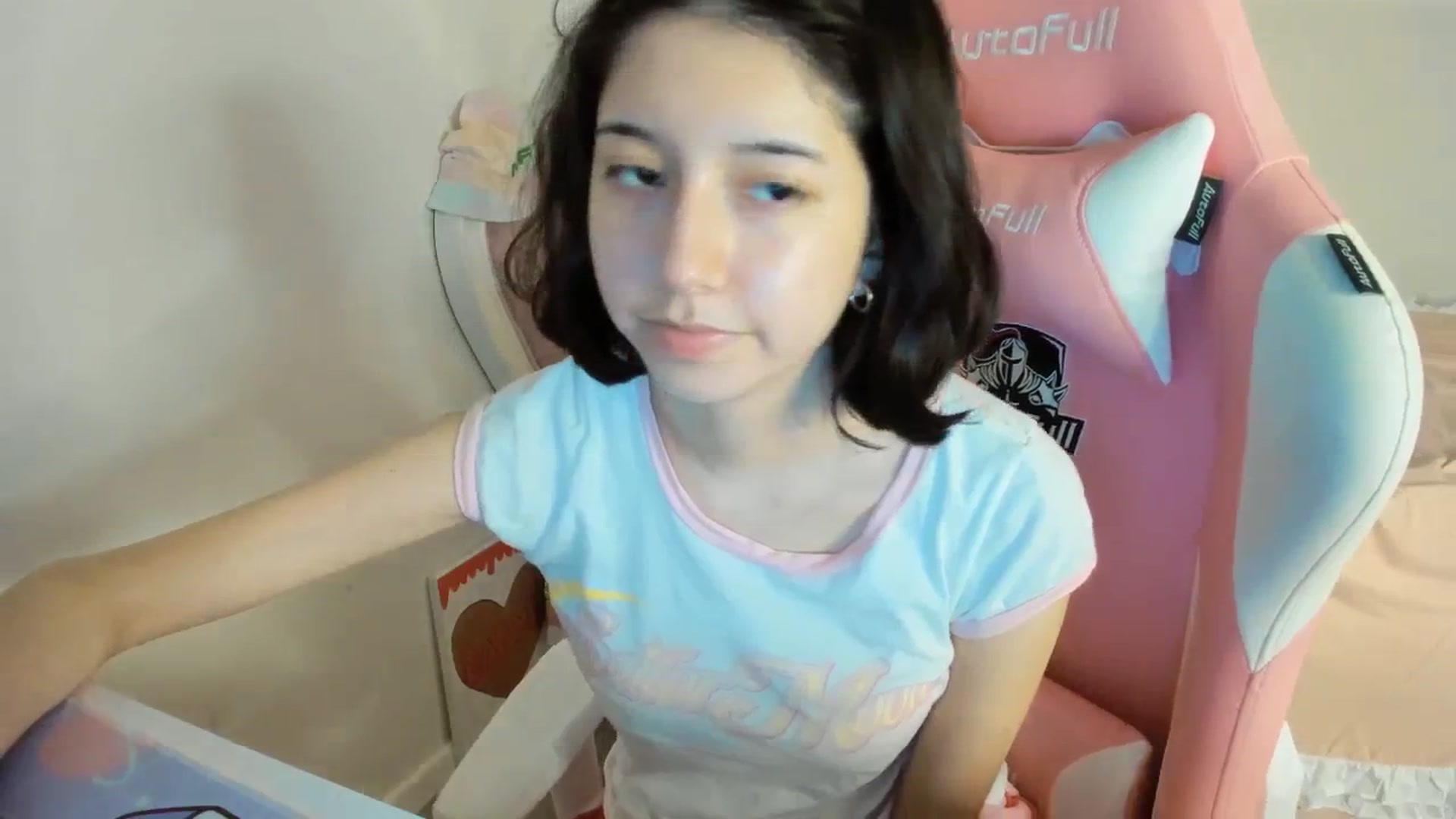 Gallery image thumbnail from Cherrycute666's myfreecams stream on, 07/14/2025, 04:05 image 20 of 20