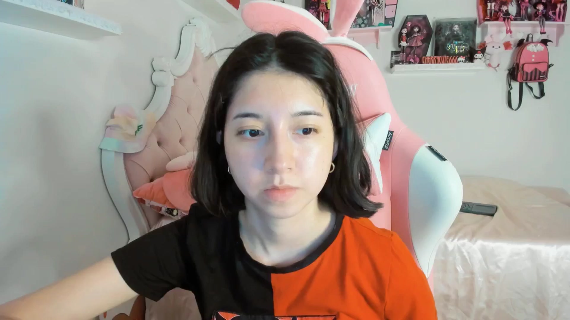 Gallery image thumbnail from Cherrycute666's myfreecams stream on, 07/18/2025, 06:26 image 20 of 20