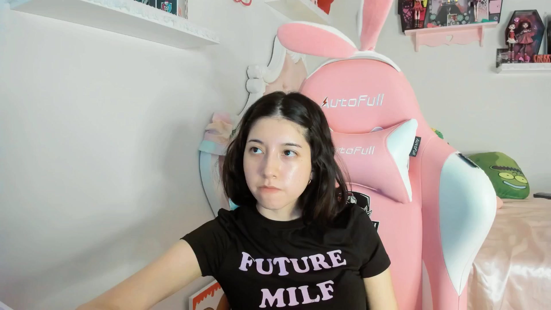 Gallery image thumbnail from Cherrycute666's myfreecams stream on, 07/19/2025, 03:37 image 8 of 20