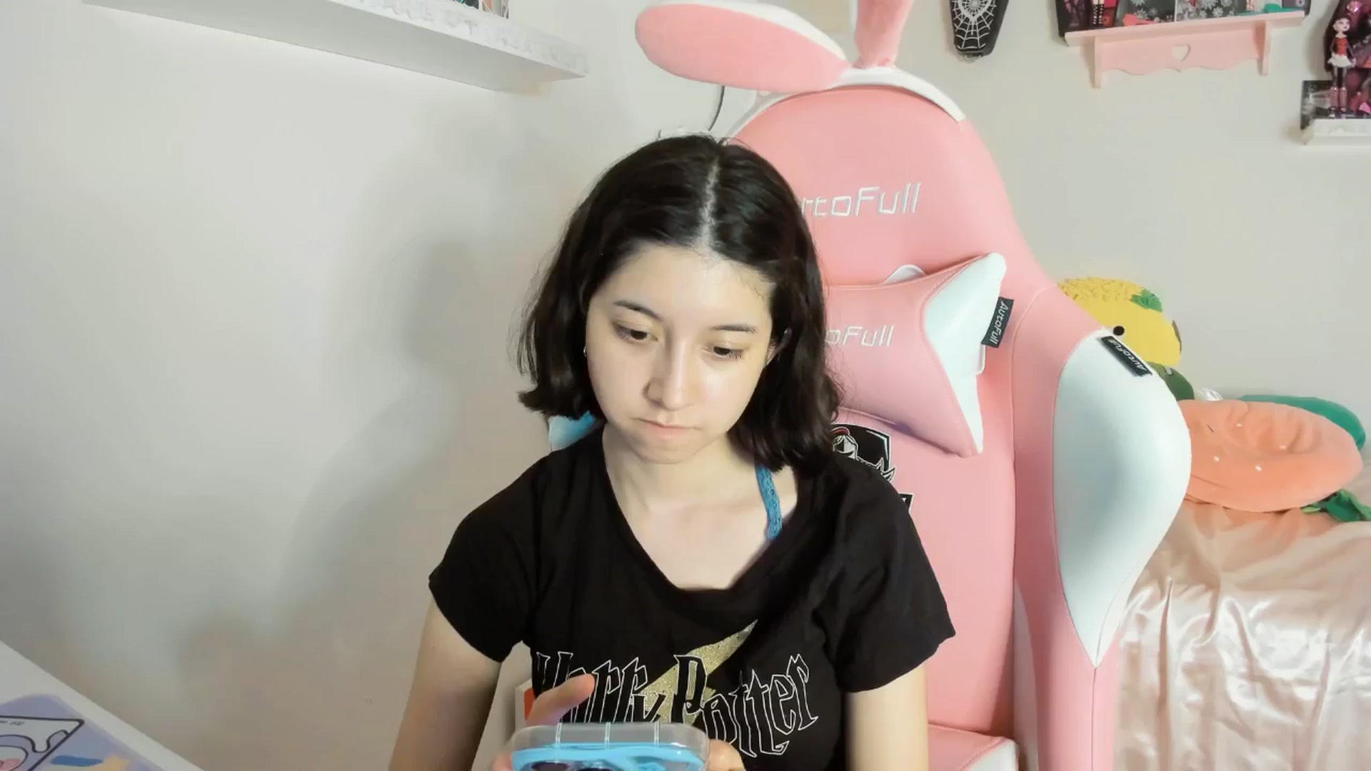 Gallery image thumbnail from Cherrycute666's myfreecams stream on, 07/19/2025, 09:35 image 12 of 20