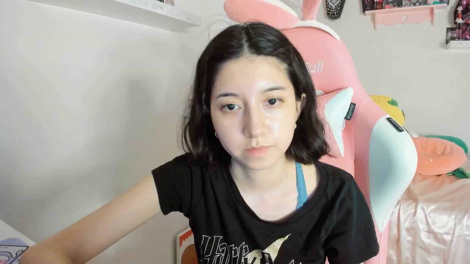 Gallery image thumbnail from Cherrycute666's myfreecams stream on, 07/19/2025, 09:35 image 10 of 20