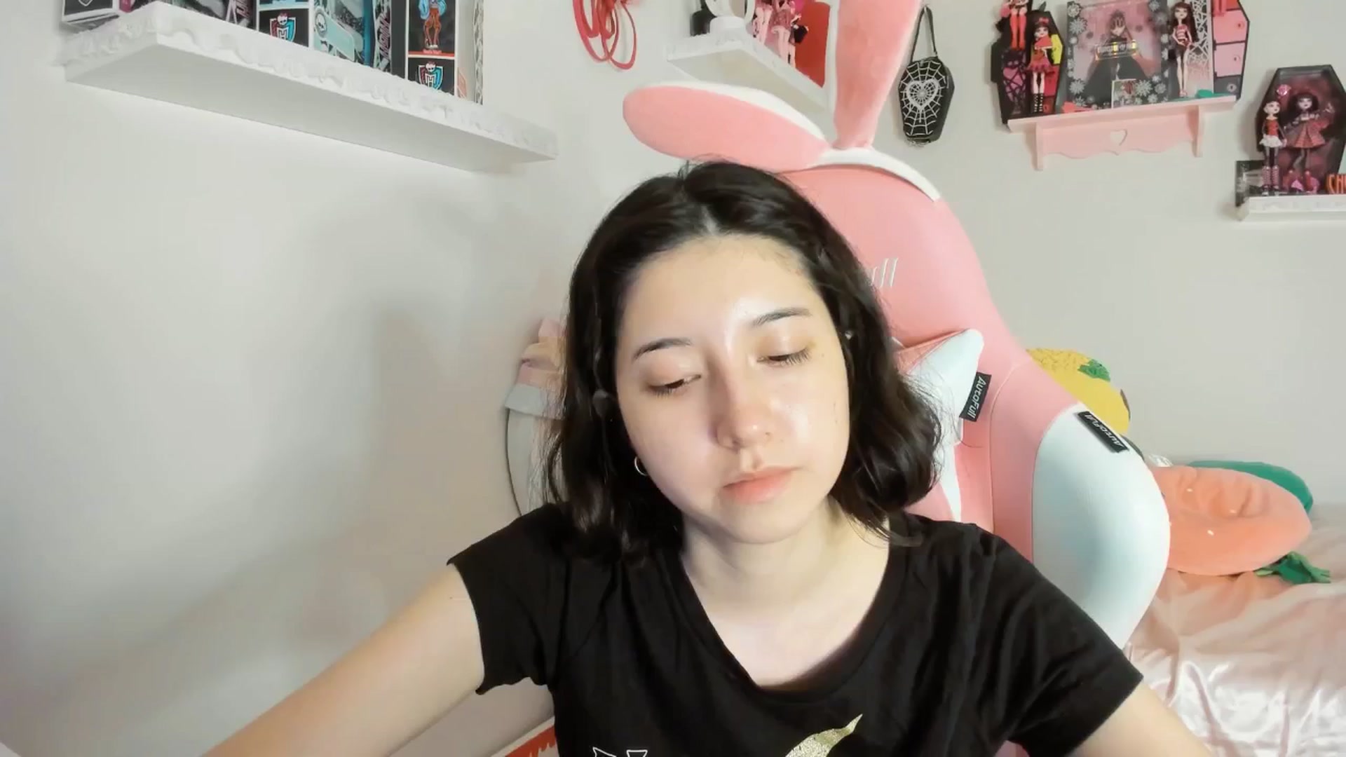 Gallery image thumbnail from Cherrycute666's myfreecams stream on, 07/19/2025, 09:35 image 8 of 20