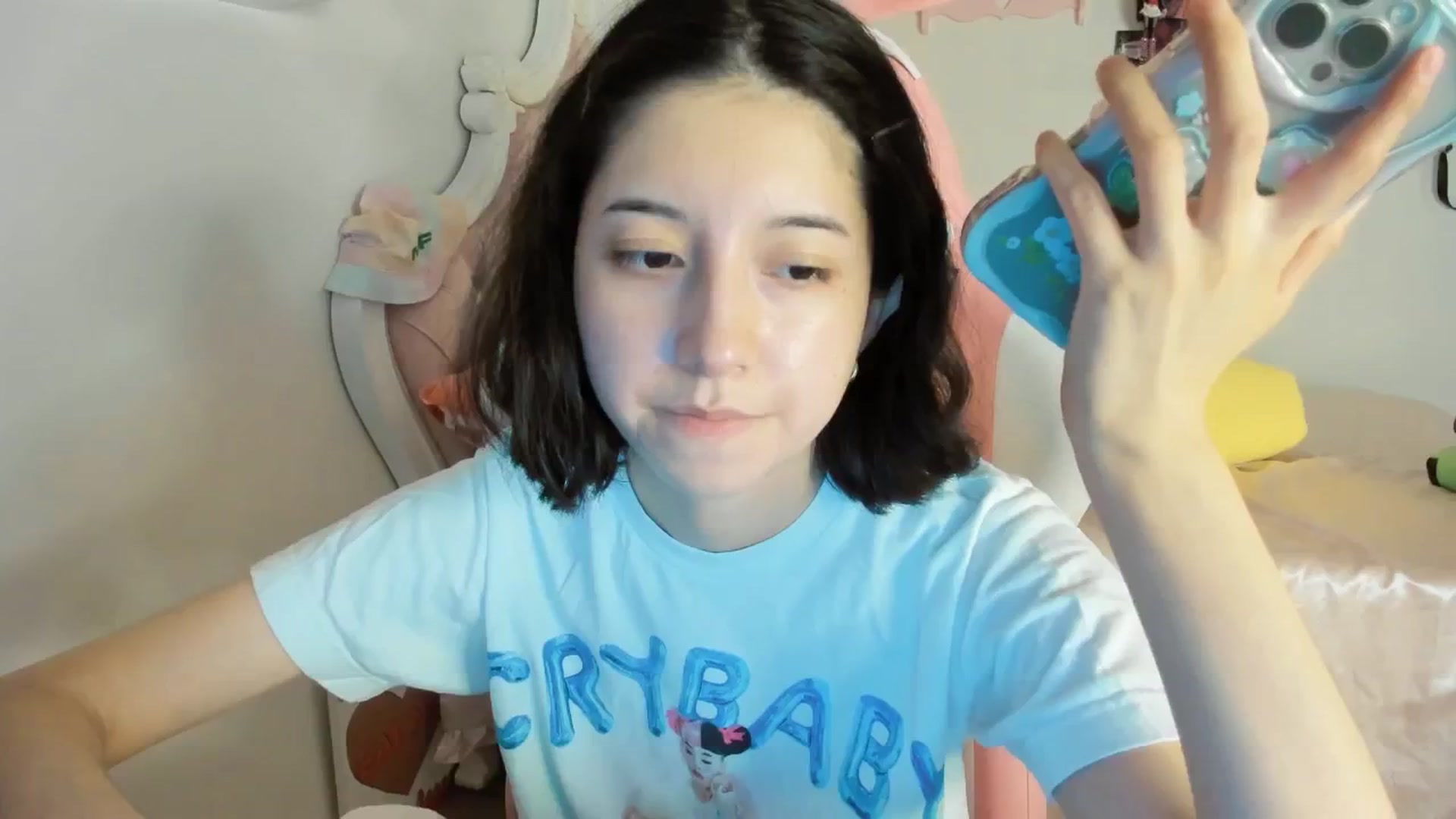 Gallery image thumbnail from Cherrycute666's myfreecams stream on, 07/20/2025, 08:52 image 19 of 20