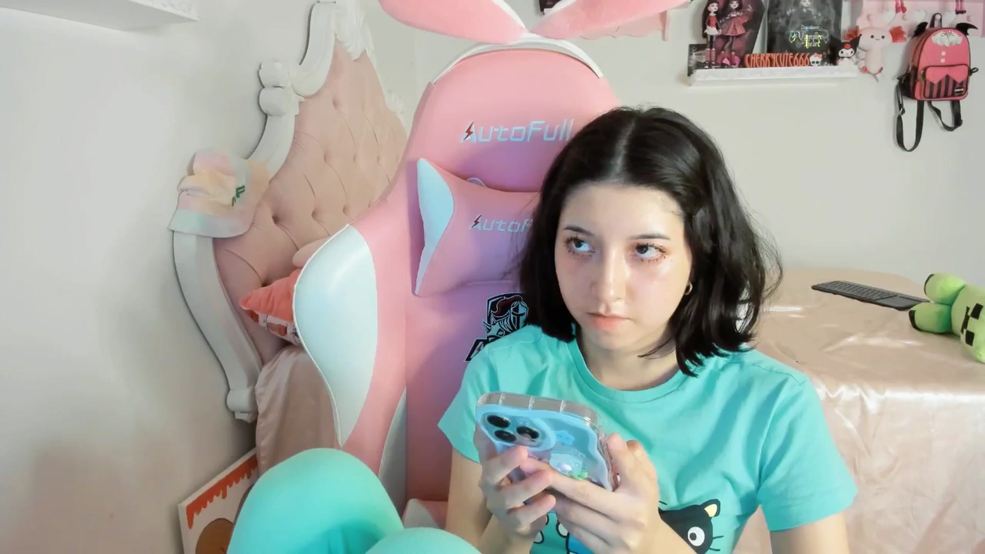 Gallery image thumbnail from Cherrycute666's myfreecams stream on, 07/21/2025, 05:54 image 19 of 20