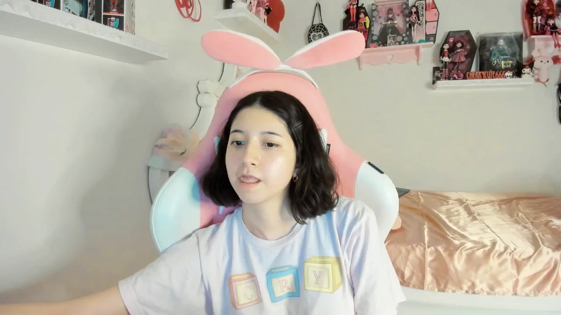Gallery image thumbnail from Cherrycute666's myfreecams stream on, 07/24/2025, 04:02 image 20 of 20