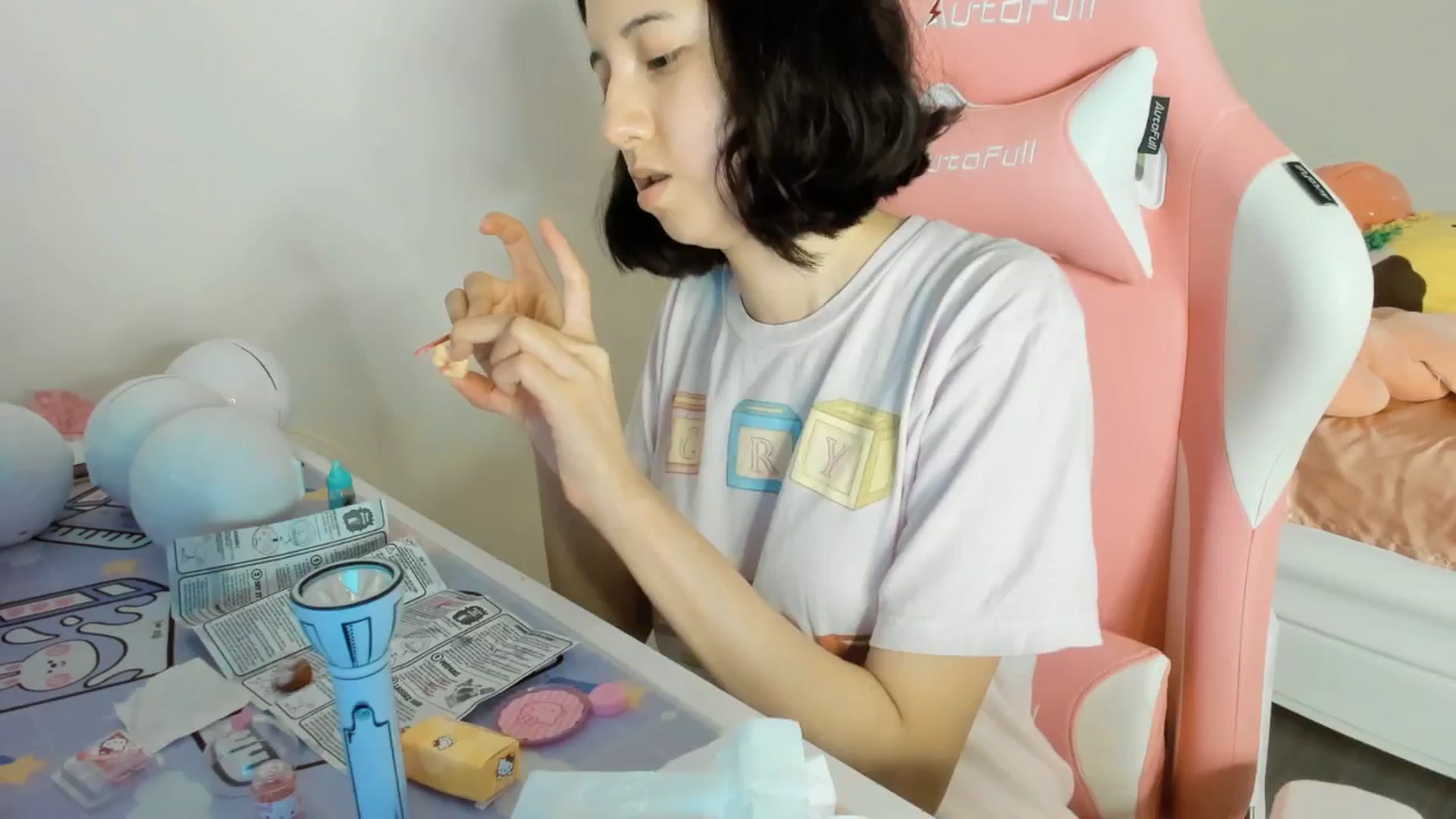 Gallery image thumbnail from Cherrycute666's myfreecams stream on, 07/24/2025, 05:07 image 8 of 20