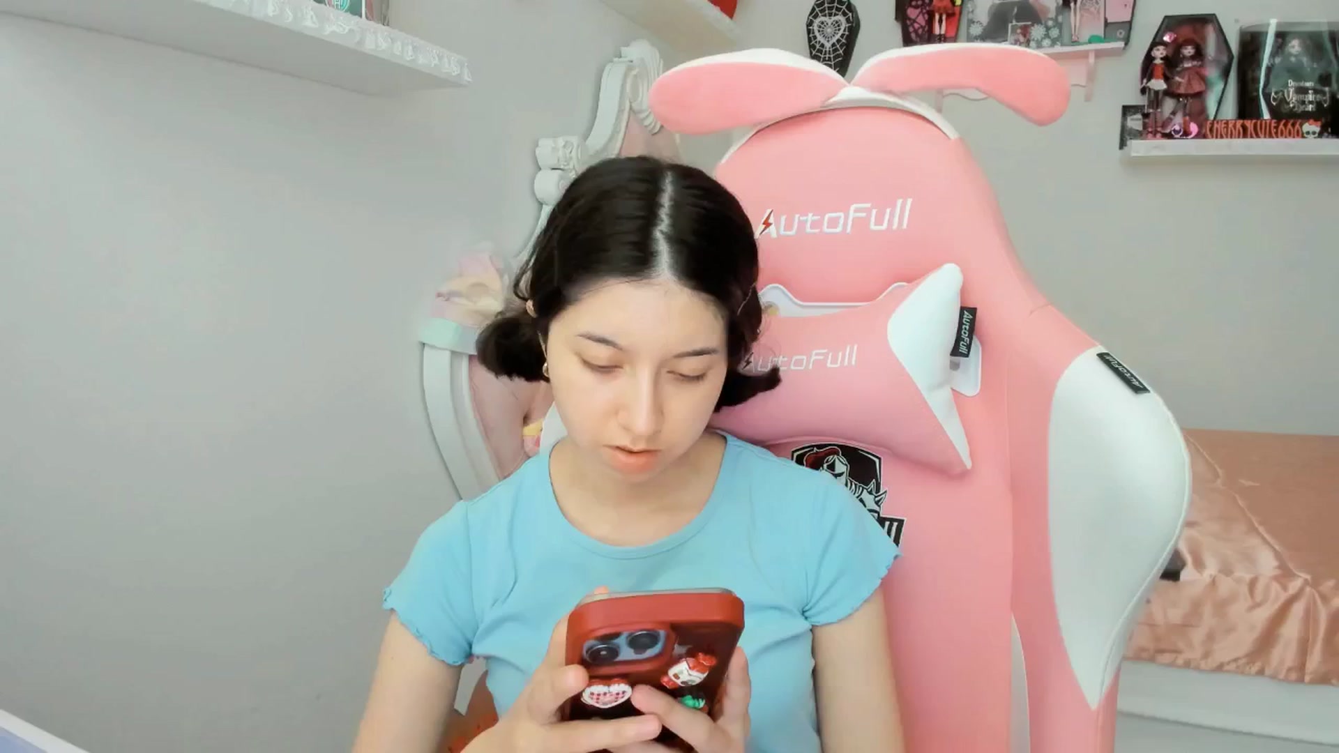 Gallery image thumbnail from Cherrycute666's myfreecams stream on, 07/26/2025, 24:01 image 11 of 20