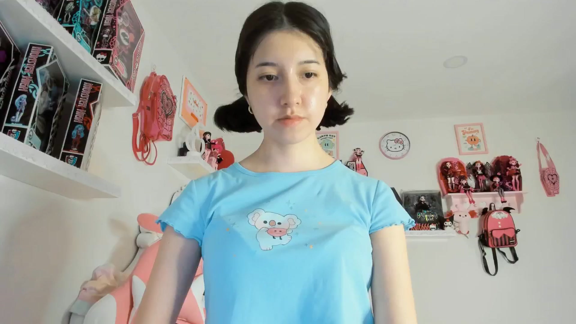 Gallery image thumbnail from Cherrycute666's myfreecams stream on, 07/26/2025, 08:04 image 1 of 20