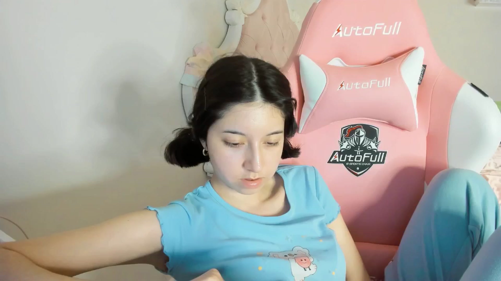 Gallery image thumbnail from Cherrycute666's myfreecams stream on, 07/26/2025, 08:04 image 14 of 20