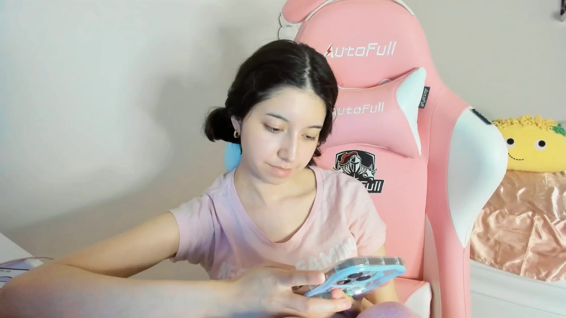 Gallery image thumbnail from Cherrycute666's myfreecams stream on, 07/28/2025, 02:39 image 5 of 20