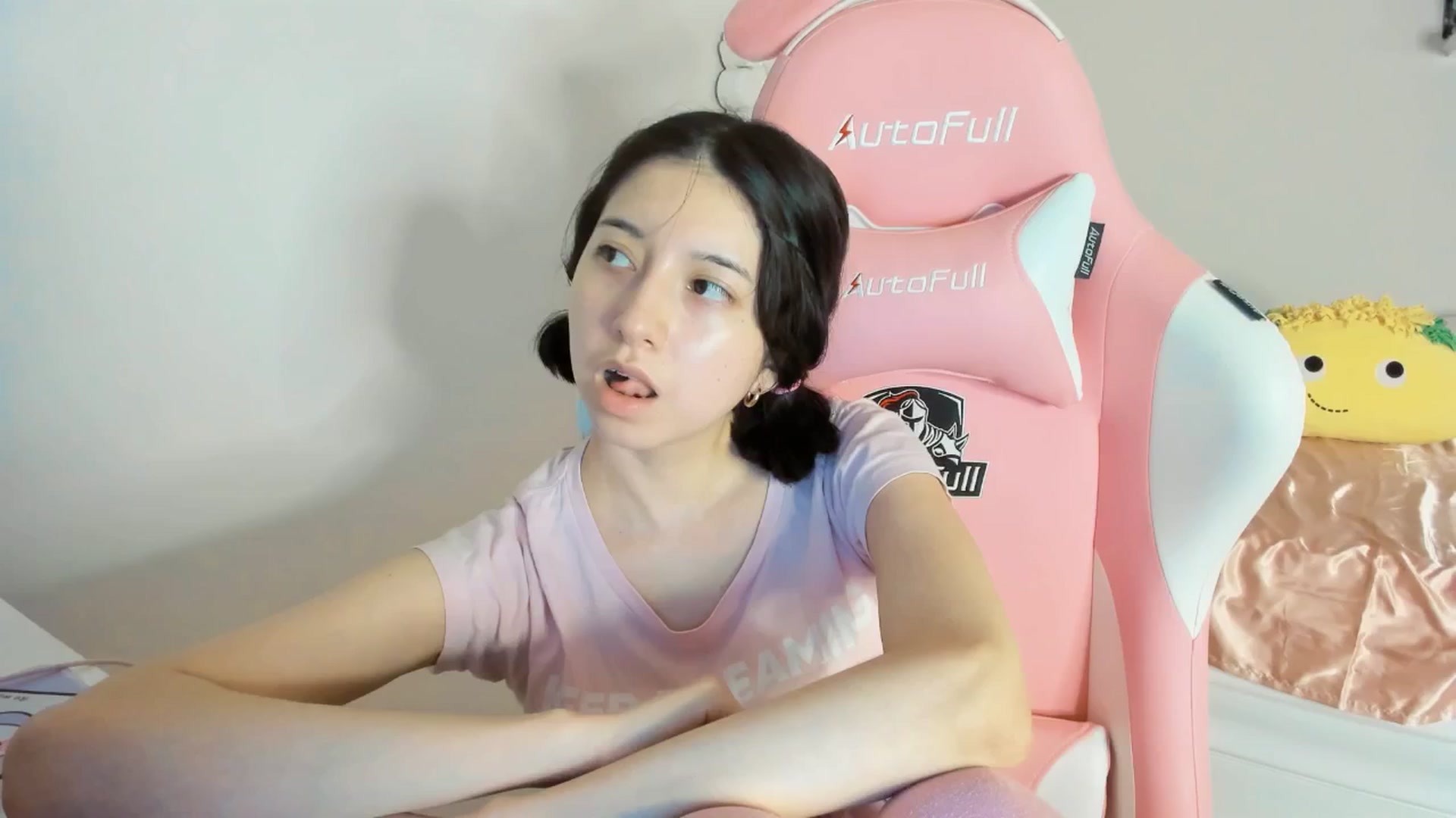 Gallery image thumbnail from Cherrycute666's myfreecams stream on, 07/28/2025, 02:39 image 1 of 20