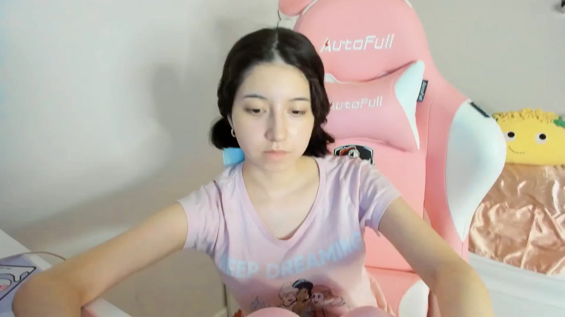 Gallery image thumbnail from Cherrycute666's myfreecams stream on, 07/28/2025, 02:39 image 12 of 20