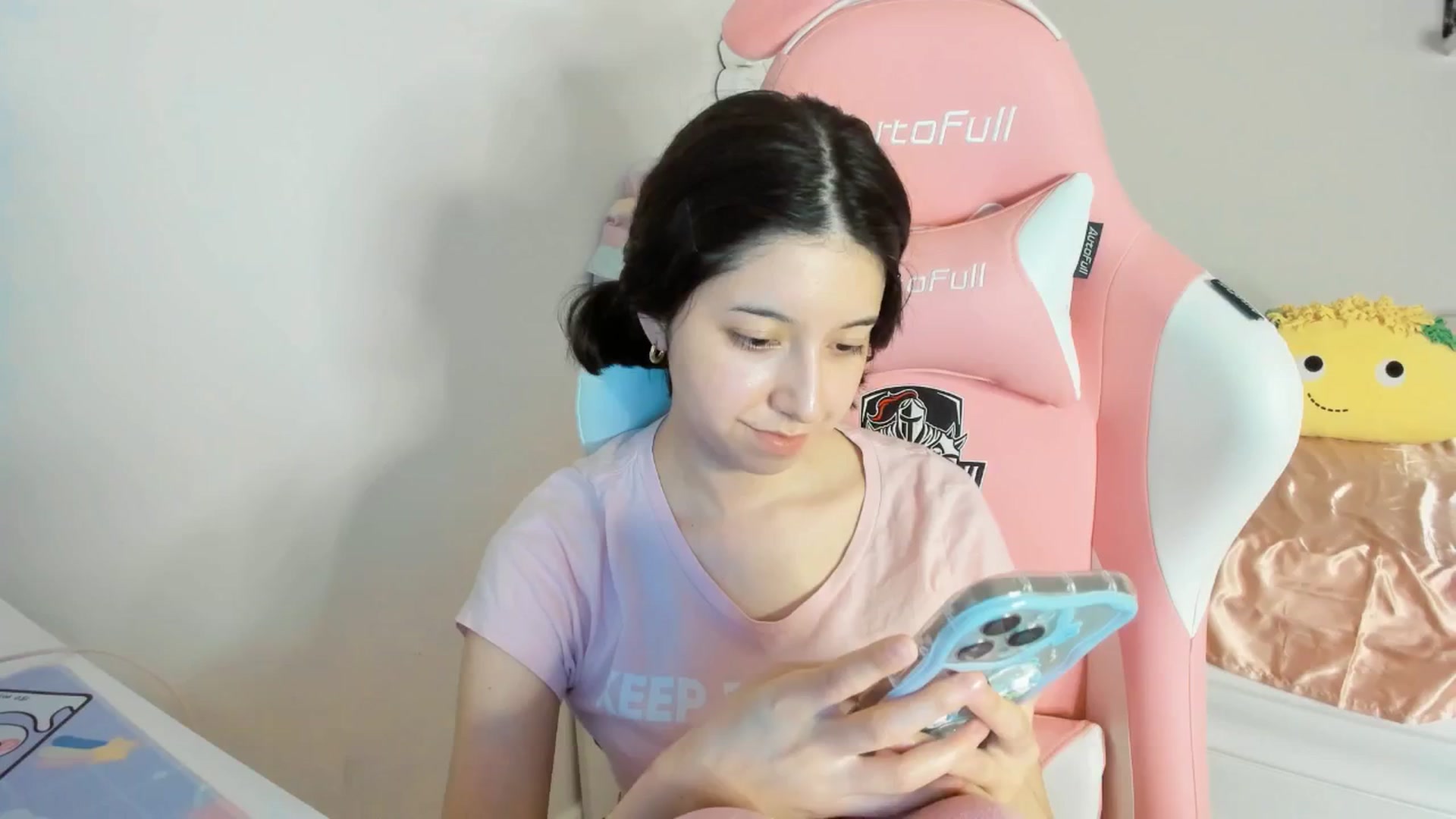 Gallery image thumbnail from Cherrycute666's myfreecams stream on, 07/28/2025, 02:39 image 19 of 20