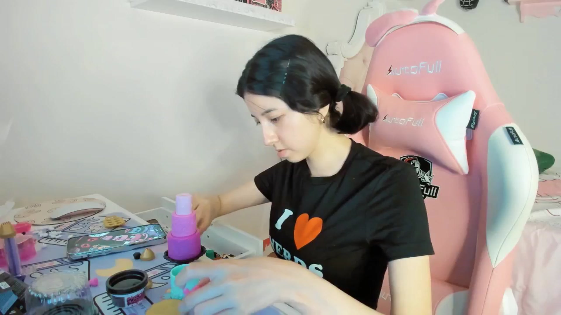 Gallery image thumbnail from Cherrycute666's myfreecams stream on, 08/02/2025, 04:25 image 18 of 20