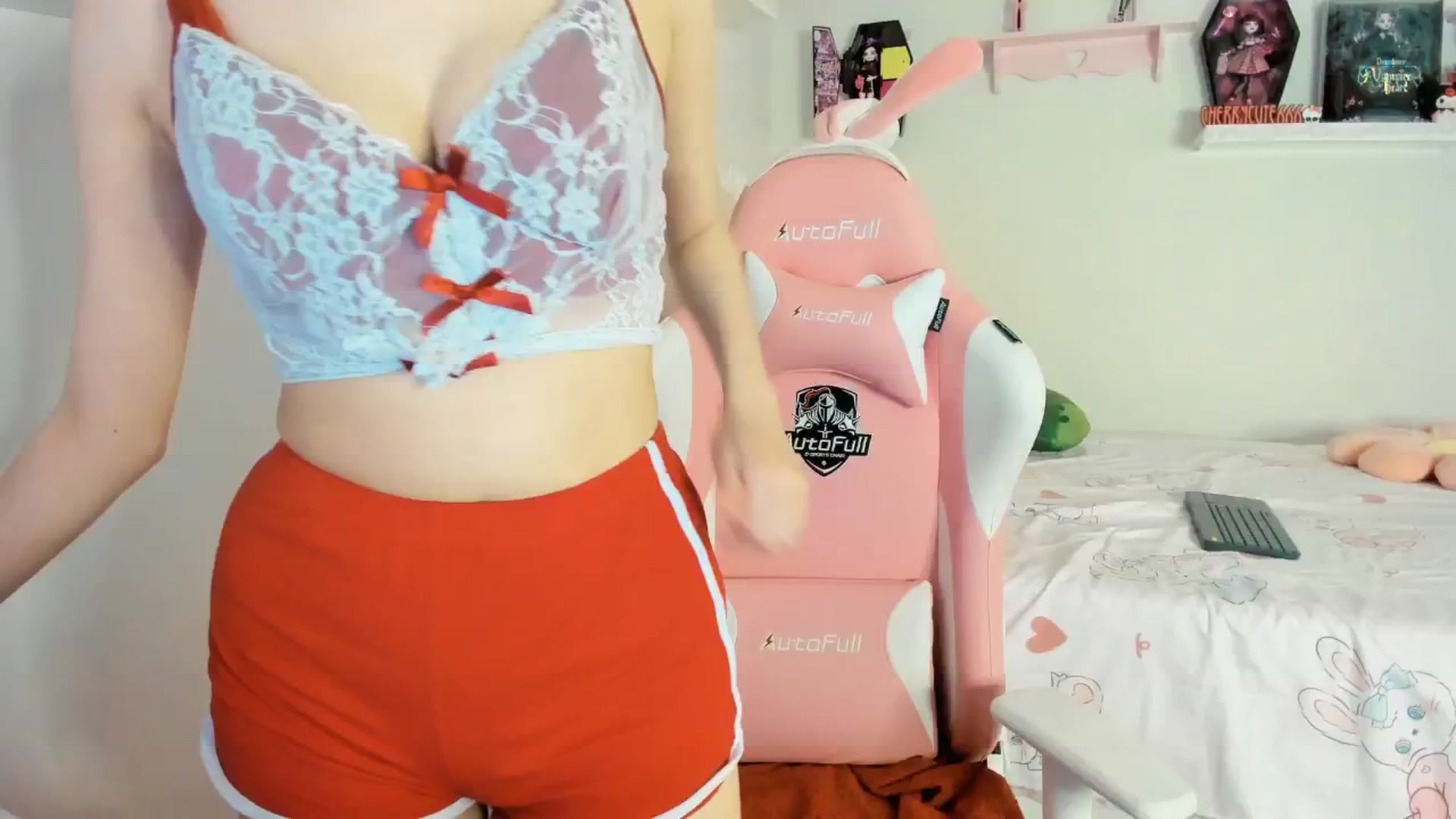 Gallery image thumbnail from Cherrycute666's myfreecams stream on, 08/06/2025, 05:56 image 11 of 20