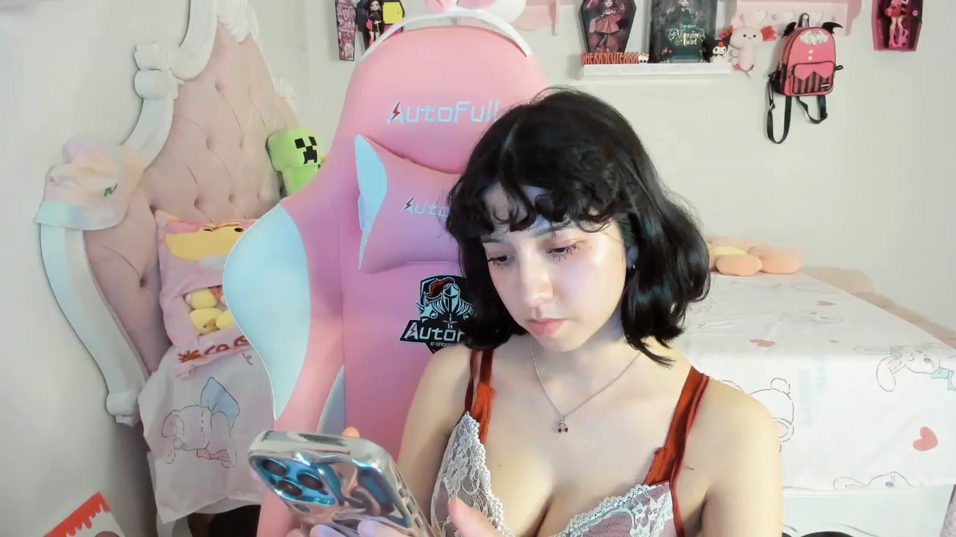 Gallery image thumbnail from Cherrycute666's myfreecams stream on, 08/06/2025, 05:56 image 3 of 20