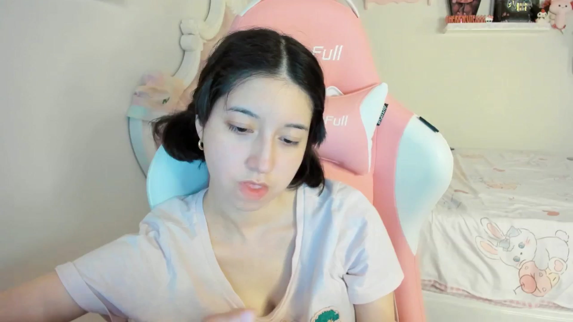 Gallery image thumbnail from Cherrycute666's myfreecams stream on, 08/09/2025, 09:02 image 15 of 20