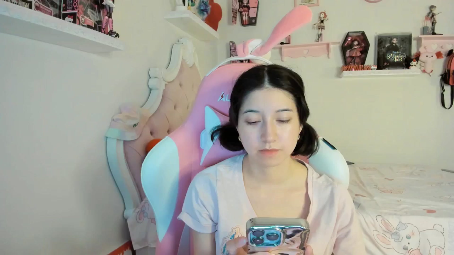 Gallery image thumbnail from Cherrycute666's myfreecams stream on, 08/09/2025, 09:02 image 11 of 20