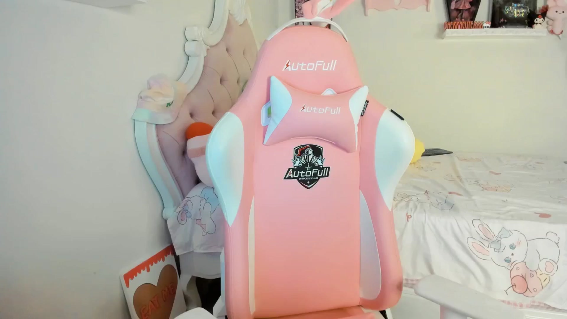 Gallery image thumbnail from Cherrycute666's myfreecams stream on, 08/09/2025, 09:02 image 8 of 20