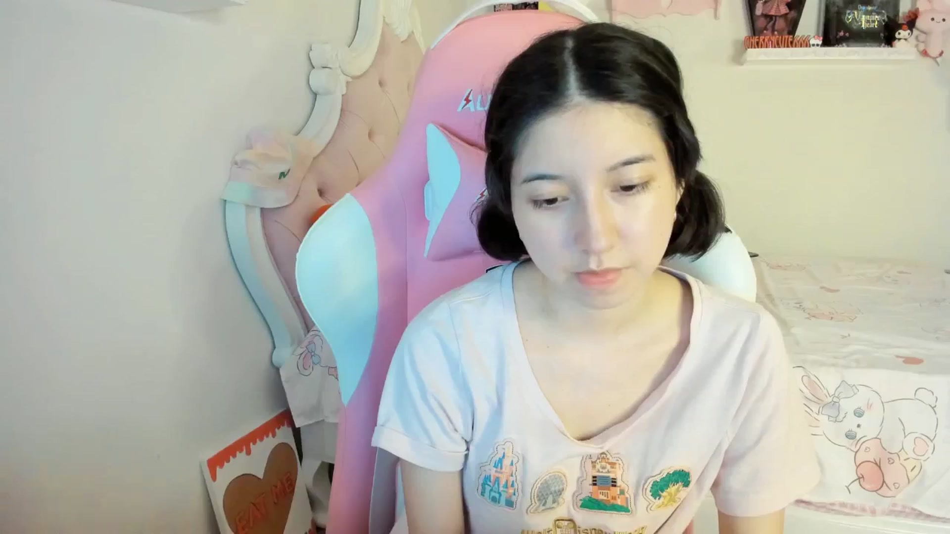 Gallery image thumbnail from Cherrycute666's myfreecams stream on, 08/09/2025, 09:02 image 9 of 20