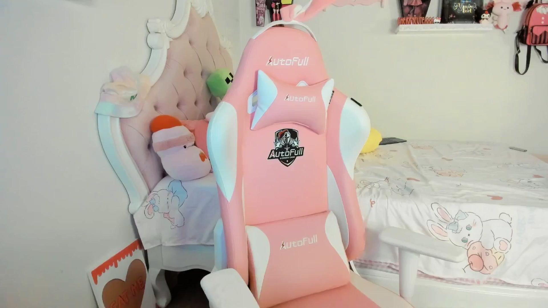 Gallery image thumbnail from Cherrycute666's myfreecams stream on, 08/09/2025, 09:02 image 14 of 20