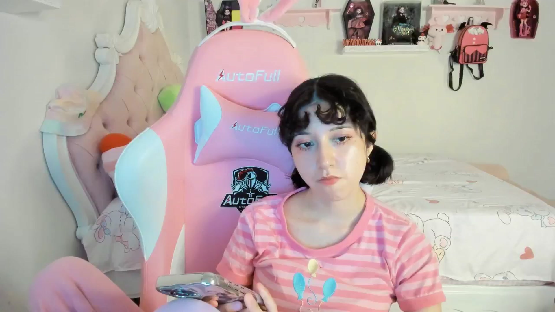 Gallery image thumbnail from Cherrycute666's myfreecams stream on, 08/10/2025, 01:32 image 7 of 20