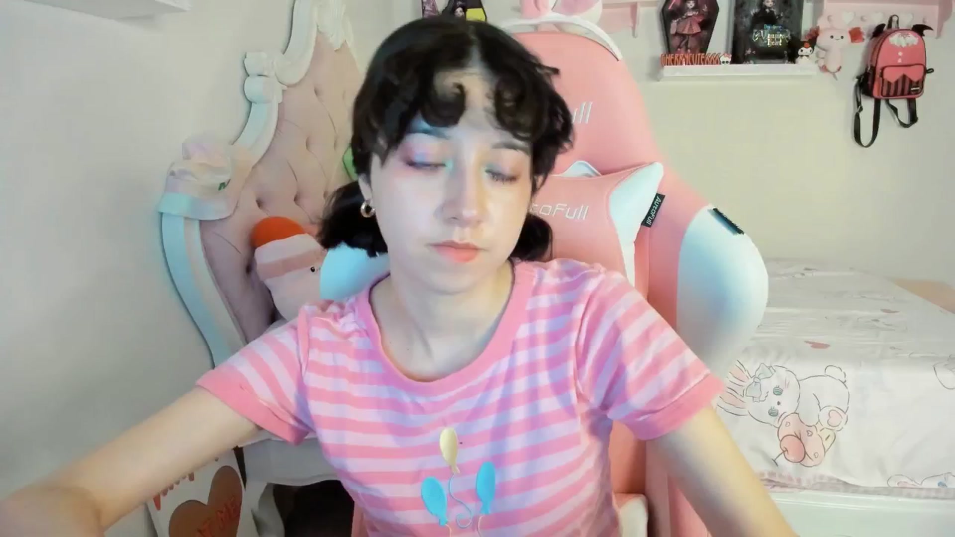 Gallery image thumbnail from Cherrycute666's myfreecams stream on, 08/10/2025, 01:32 image 2 of 20