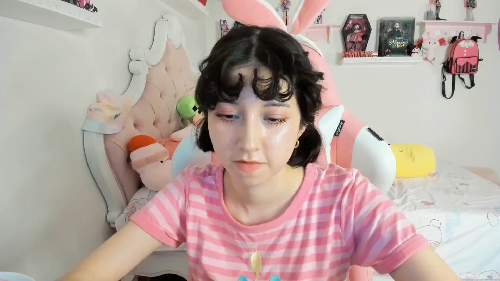 Gallery image thumbnail from Cherrycute666's myfreecams stream on, 08/10/2025, 05:46 image 8 of 20