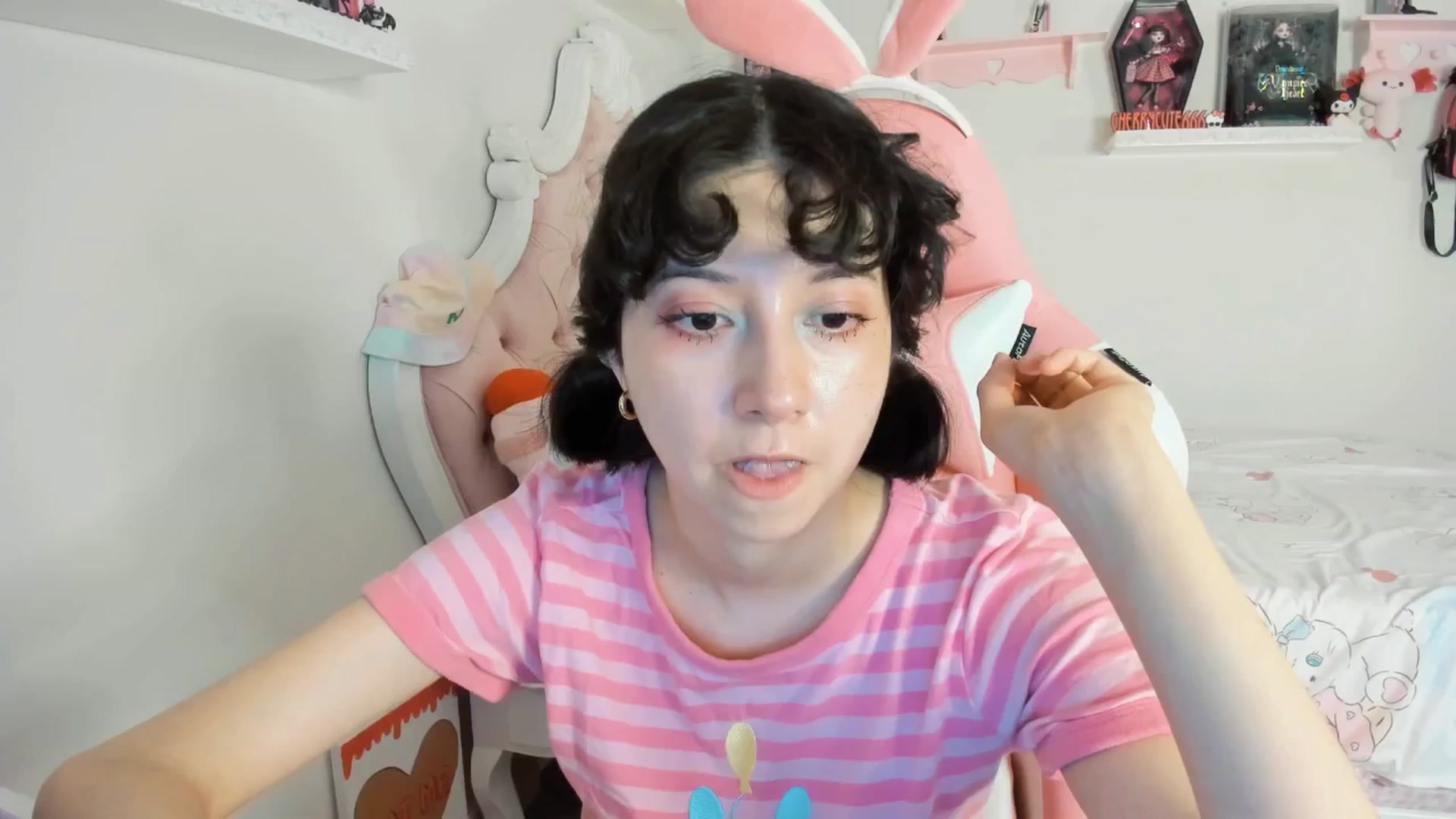 Gallery image thumbnail from Cherrycute666's myfreecams stream on, 08/10/2025, 08:15 image 9 of 20