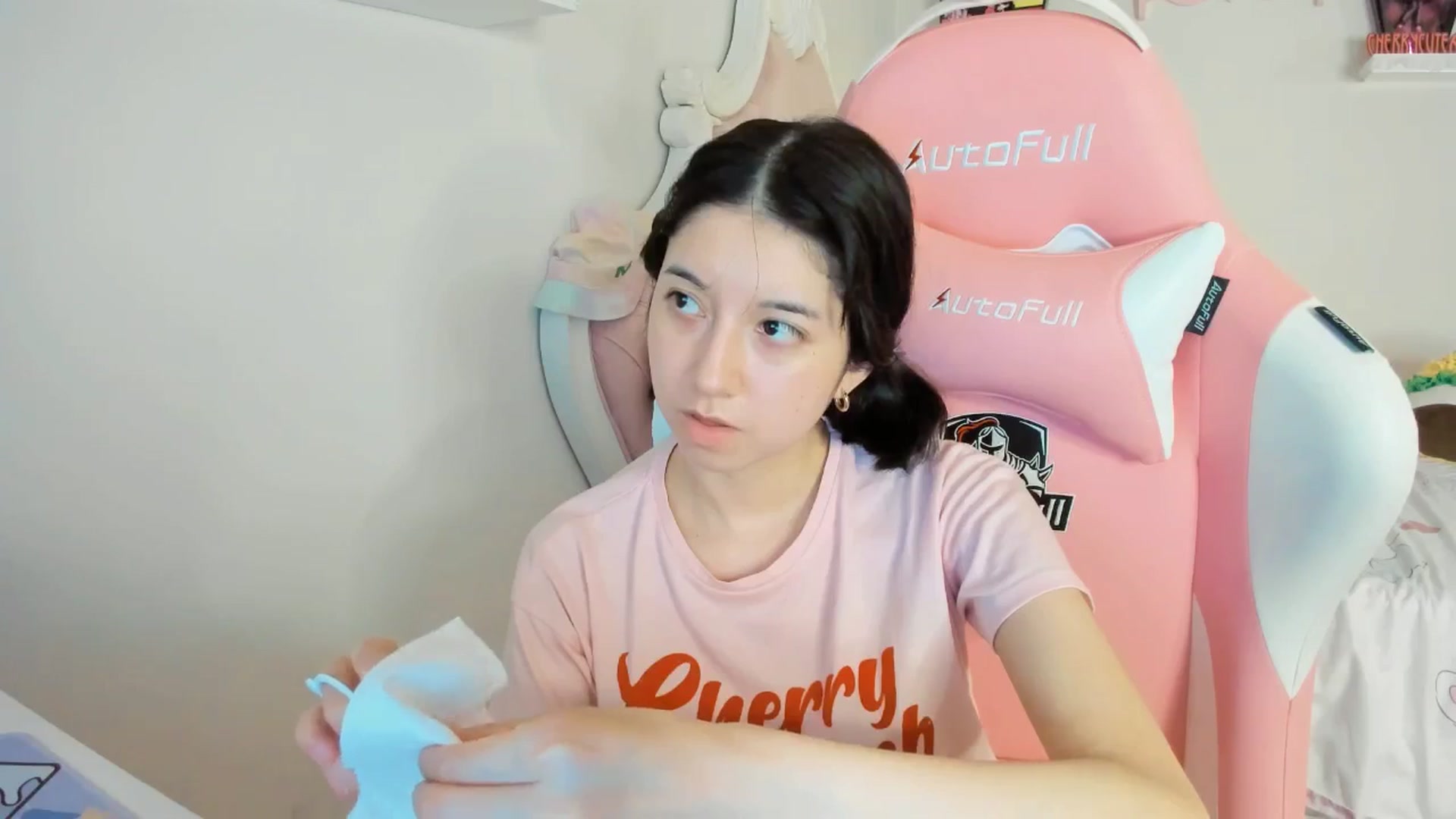 Gallery image thumbnail from Cherrycute666's myfreecams stream on, 08/11/2025, 02:39 image 4 of 20