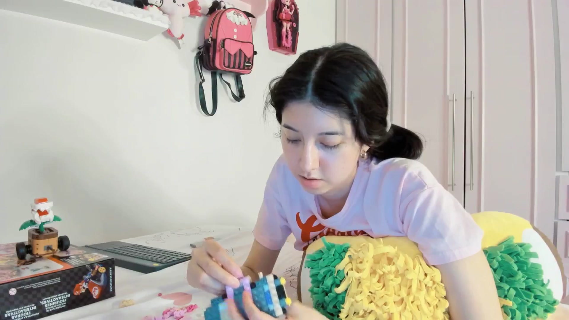 Gallery image thumbnail from Cherrycute666's myfreecams stream on, 08/11/2025, 06:35 image 16 of 20