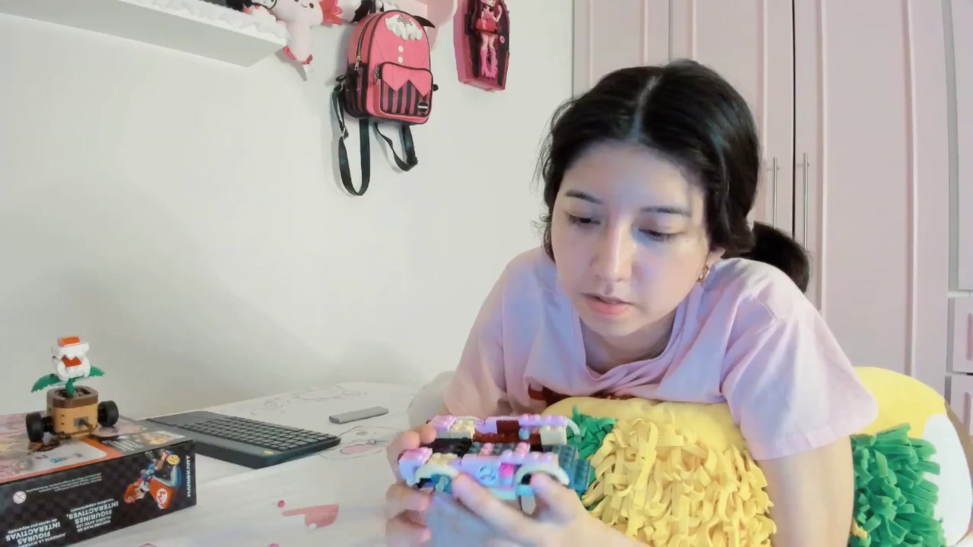 Gallery image thumbnail from Cherrycute666's myfreecams stream on, 08/11/2025, 06:35 image 17 of 20