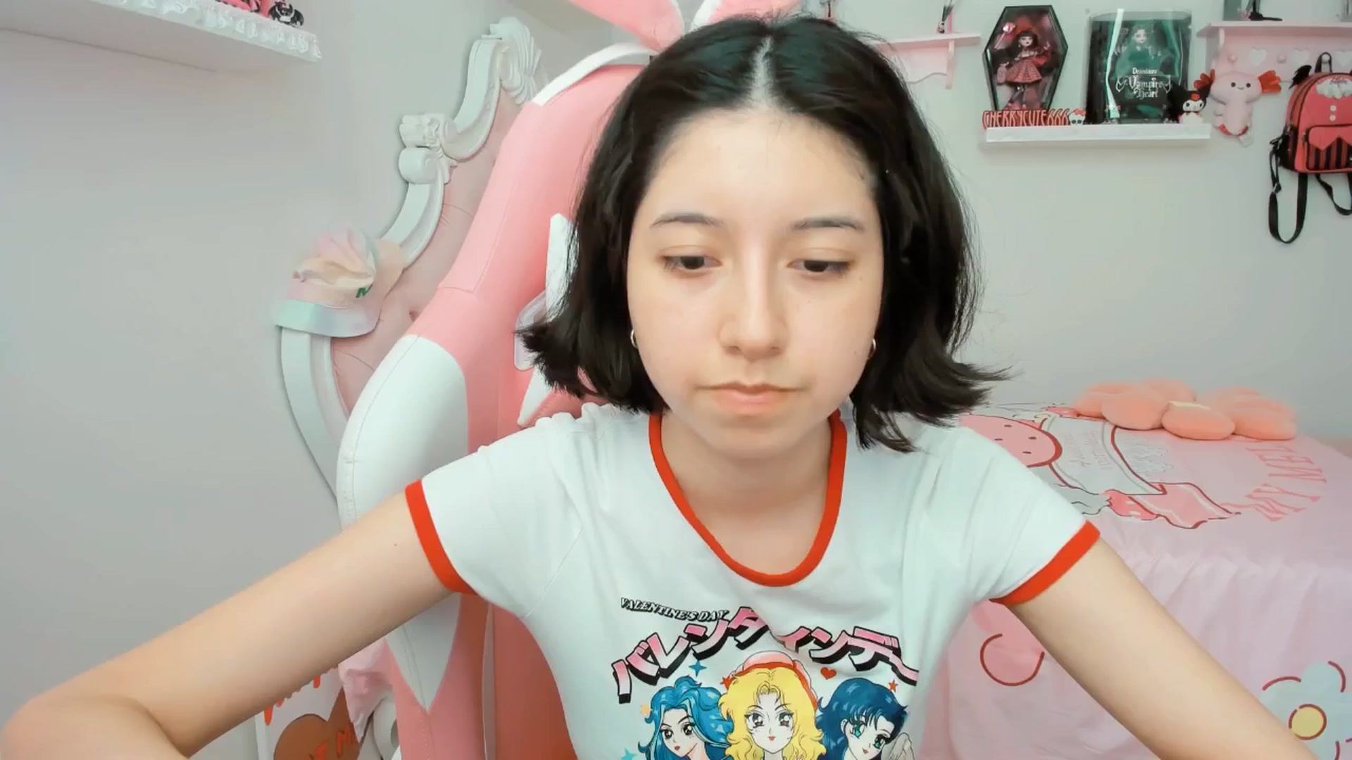 Gallery image thumbnail from Cherrycute666's myfreecams stream on, 08/16/2025, 24:08 image 6 of 20
