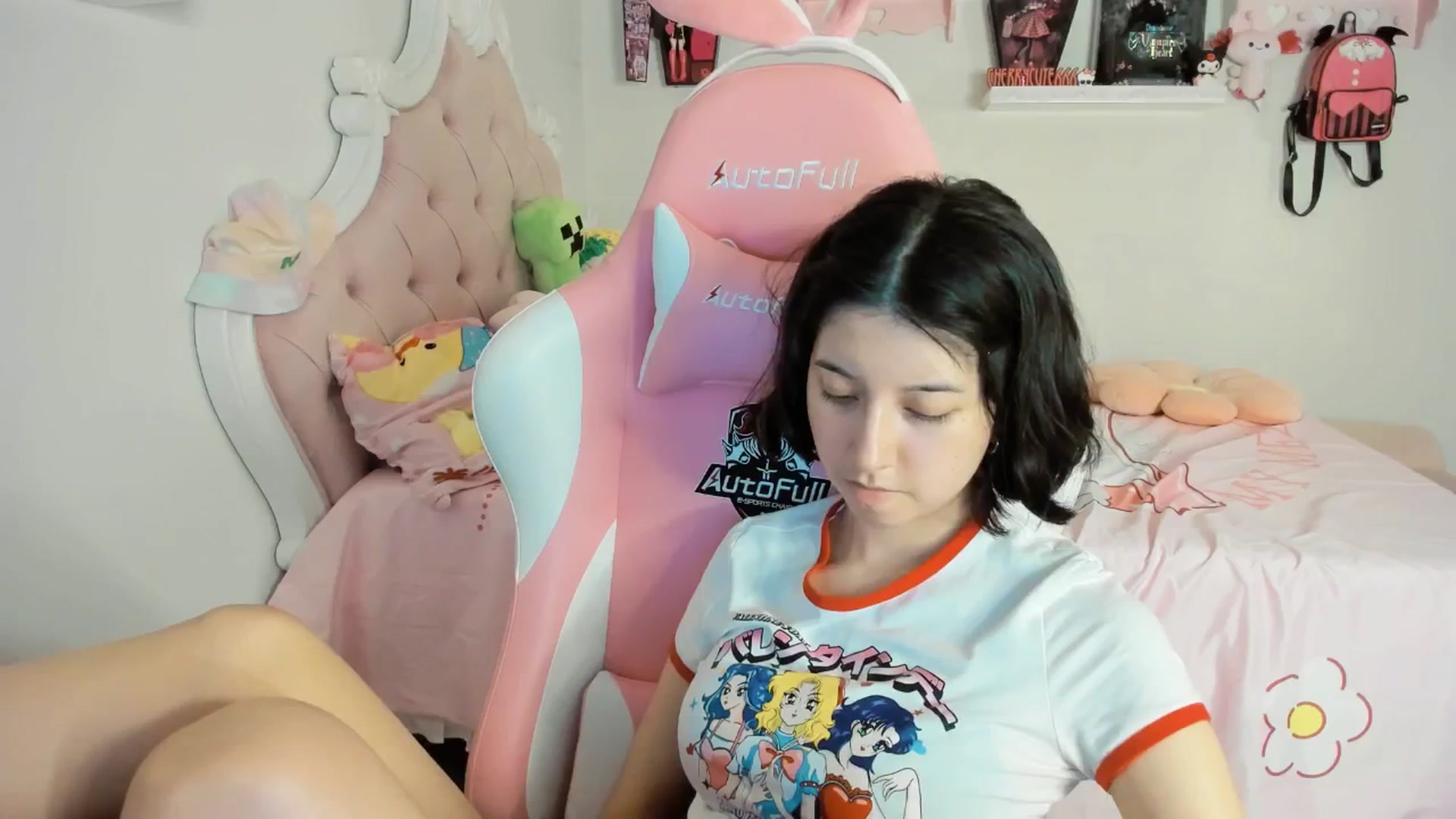 Gallery image thumbnail from Cherrycute666's myfreecams stream on, 08/16/2025, 01:55 image 8 of 20